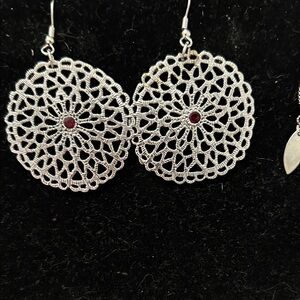 NWOT Elegant Silver and Red Filigree Earrings